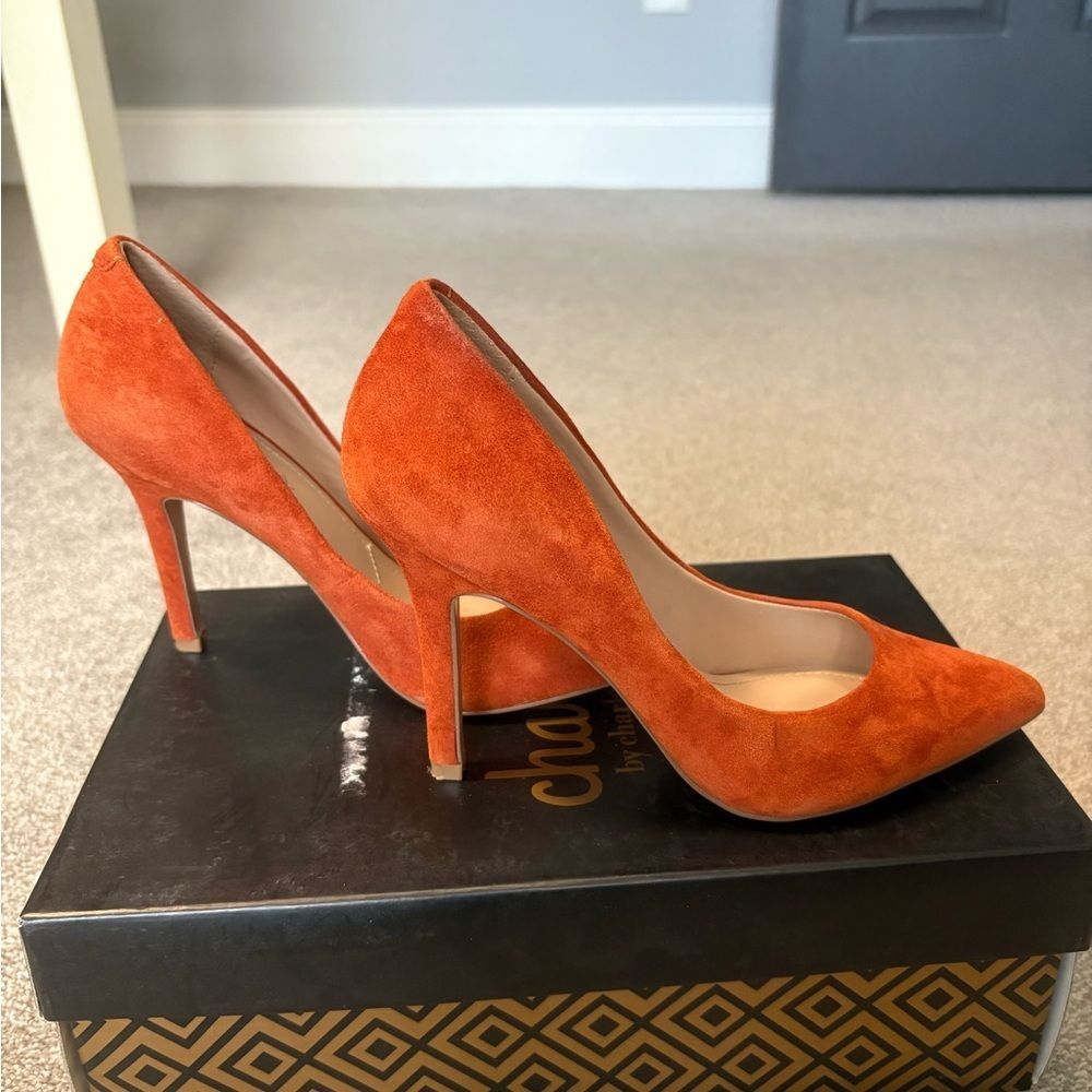Charles David Suede Heels - Burnt Orange - Size 6 - Picture 4 of 5